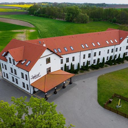 Zajazd W Biskupinie Экстерьер фото